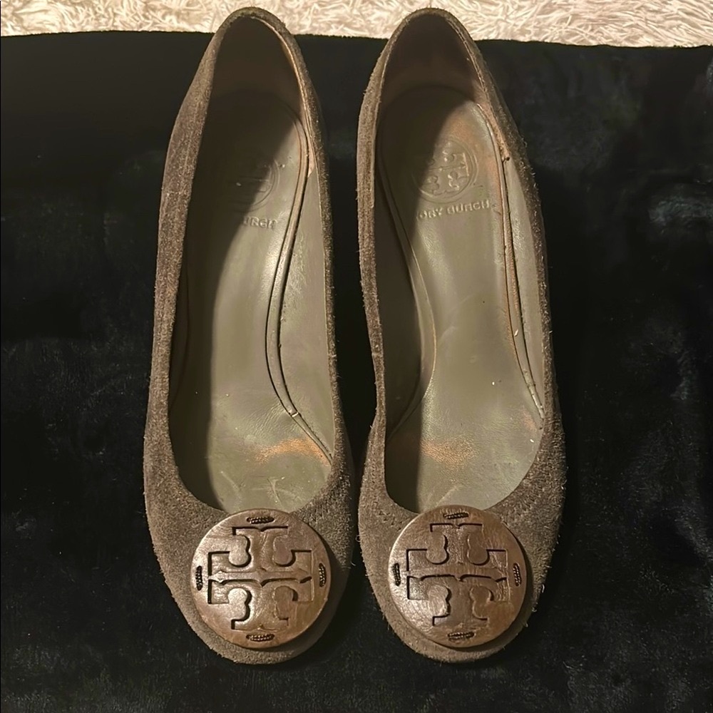Tory Burch Women's Taupe Suede Loafers